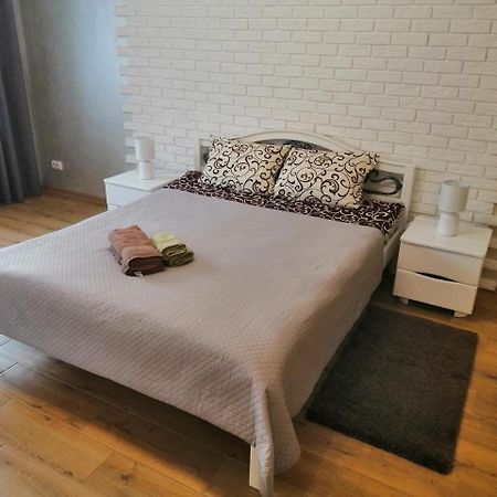 Apartment "Provence" Tsjernihiv Eksteriør bilde